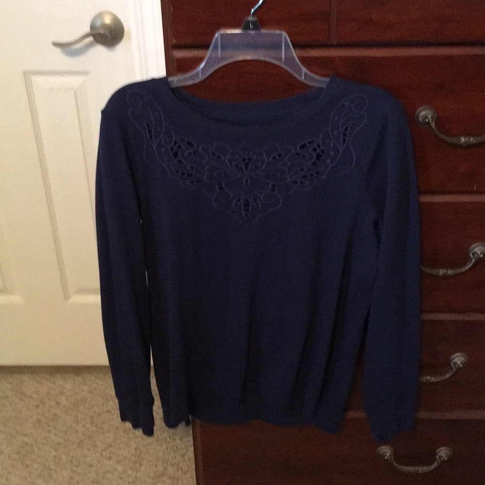 Navy sweatshirt w/cutouts